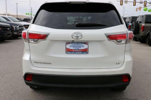 2015 Toyota Highlander LE