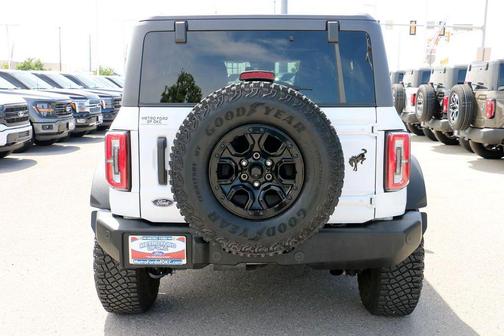 Oxford White 2024 Ford Bronco Wildtrak