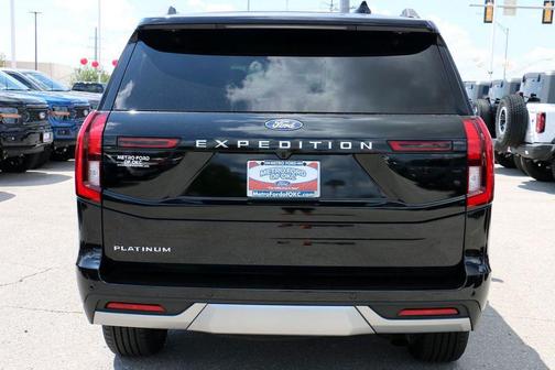 Agate Black Metallic 2025 Ford Expedition Platinum