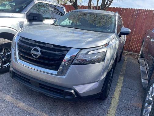 2025 Nissan Pathfinder SV FWD