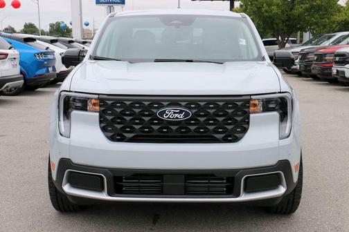 Space White Metallic 2026 Ford Maverick Lariat