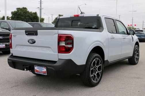 Space White Metallic 2026 Ford Maverick Lariat