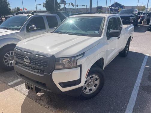 2025 Nissan Frontier S
