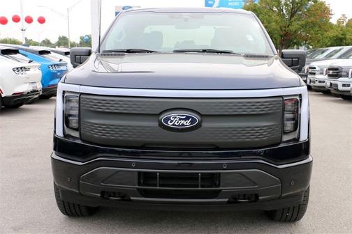 2025 Ford F-150 Lightning Flash