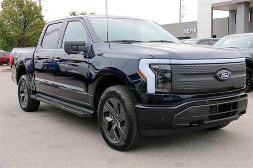 2025 Ford F-150 Lightning Flash