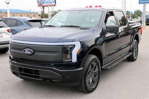 2025 Ford F-150 Lightning Flash