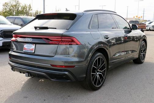 2020 Audi Q8 55 Premium Plus