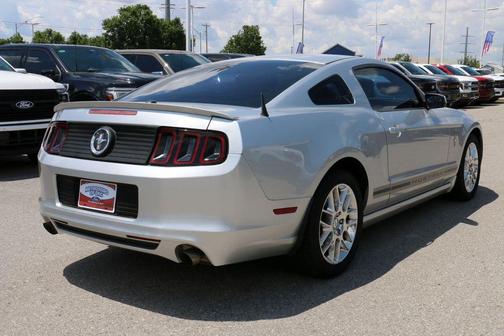 Ingot Silver 2013 Ford Mustang V6 Premium