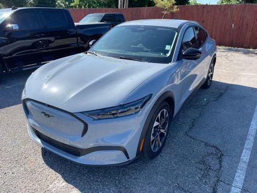 Glacier Gray Metallic TriCoat 2025 Ford Mustang Mach-E Select