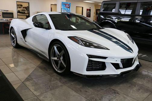 Arctic White 2025 Chevrolet Corvette E-Ray RWD Coupe 3LZ