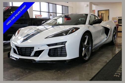 Arctic White 2025 Chevrolet Corvette E-Ray RWD Coupe 3LZ