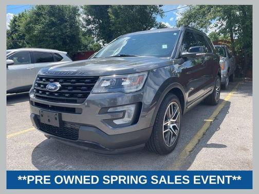 White Platinum Metallic Tri-Coat 2017 Ford Explorer sport