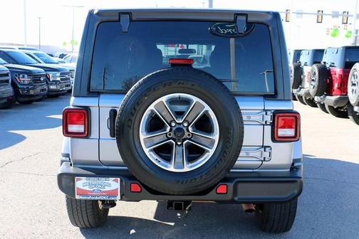 2021 Jeep Wrangler Unlimited Sahara
