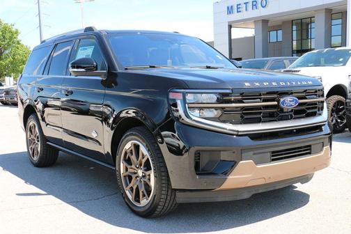 Agate Black Metallic 2027 Ford Expedition King Ranch
