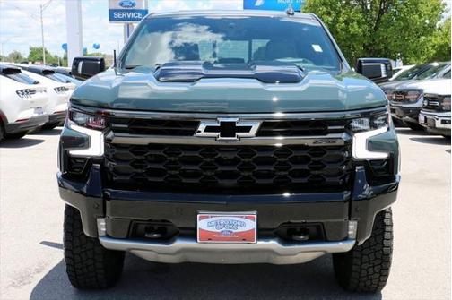 2025 Chevrolet Silverado 1500 ZR2