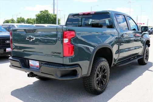 2025 Chevrolet Silverado 1500 ZR2