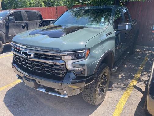 2025 Chevrolet Silverado 1500 ZR2