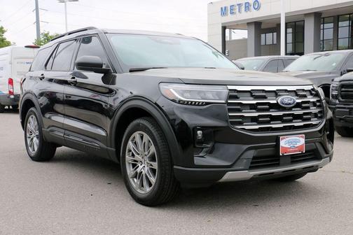 Agate Black Metallic 2026 Ford Explorer Active