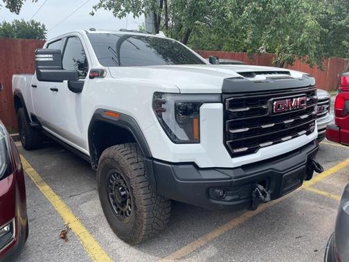 2025 GMC Sierra 2500 AT4