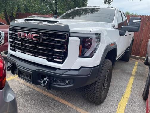 2025 GMC Sierra 2500 AT4