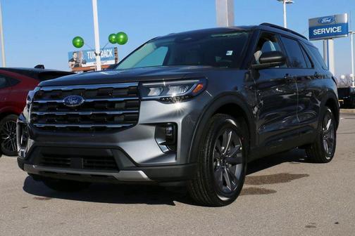 Carbonized Gray Metallic 2026 Ford Explorer Active