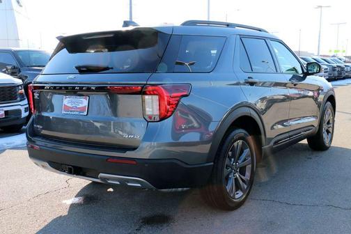 Carbonized Gray Metallic 2026 Ford Explorer Active