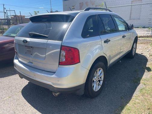 Ingot Silver 2013 Ford Edge SE