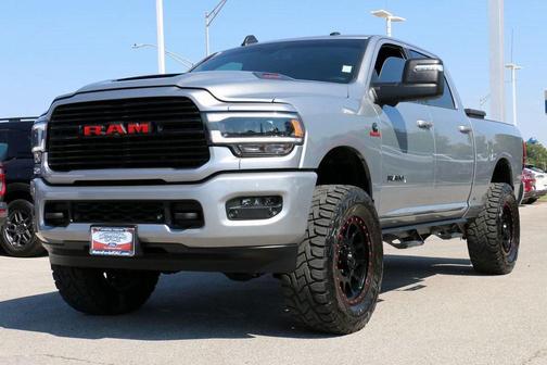 2024 RAM 2500 Laramie Crew Cab 4x4 6'4' Box