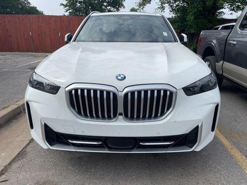 Alpine White 2024 BMW X5 sDrive40i