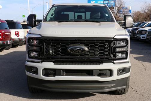 2026 Ford F-350 Lariat