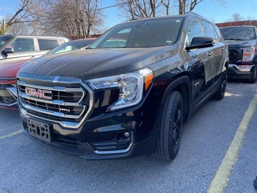 2024 GMC Terrain AWD AT4