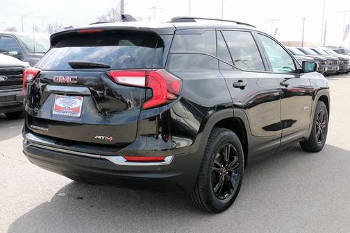 2024 GMC Terrain AWD AT4