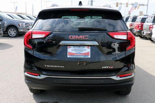 2024 GMC Terrain AWD AT4
