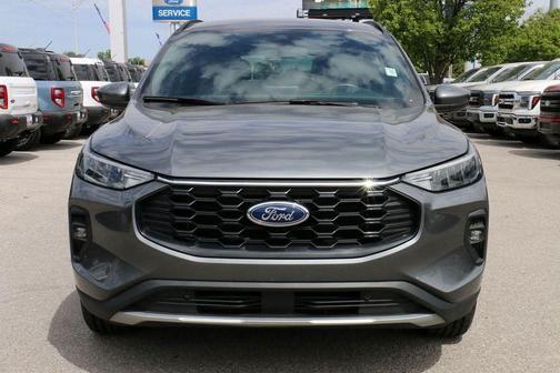 Gray Metallic 2025 Ford Escape ST-Line Select