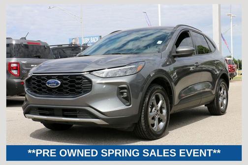 Gray Metallic 2025 Ford Escape ST-Line Select