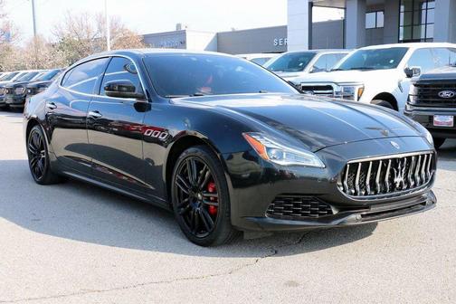 Black 2018 Maserati Quattroporte S
