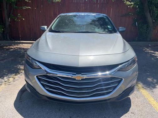 Sterling Gray Metallic 2025 Chevrolet Malibu FWD 1LT