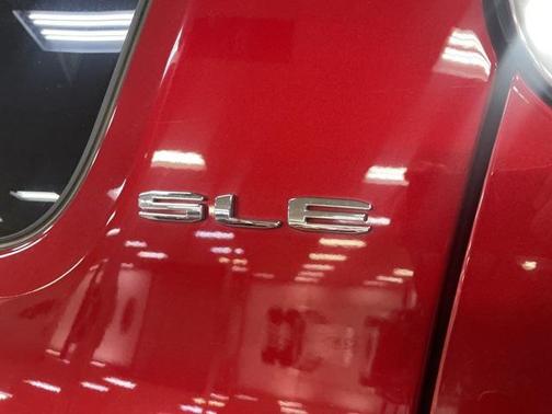 2022 GMC Acadia FWD SLE