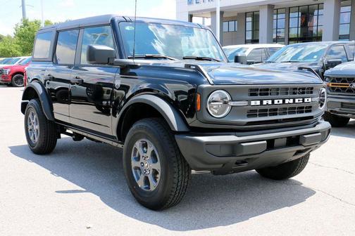 Shadow Black 2026 Ford Bronco Big Bend