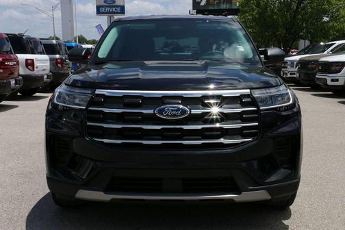 Agate Black Metallic 2026 Ford Explorer Active
