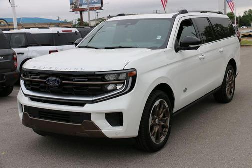 Star White Metallic Tri-Coat 2026 Ford Expedition Max King Ranch