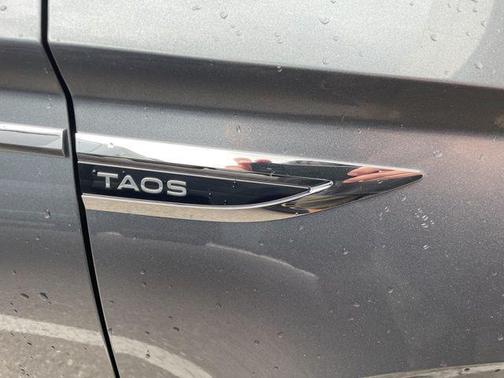 Gray 2023 Volkswagen Taos 1.5T SE