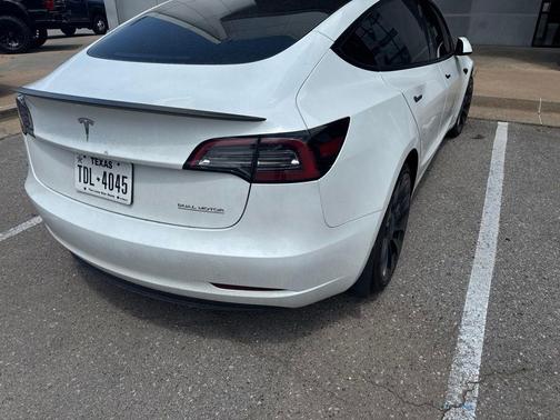 2023 Tesla Model 3 Performance