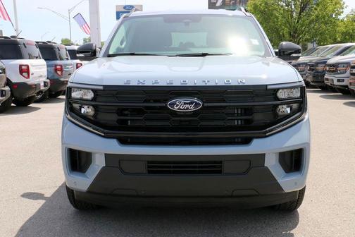 Glacier Gray Met Tri-Coat 2026 Ford Expedition Active
