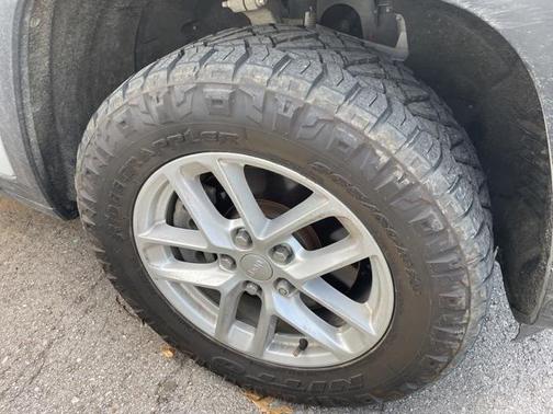 2022 Jeep Grand Cherokee L Laredo