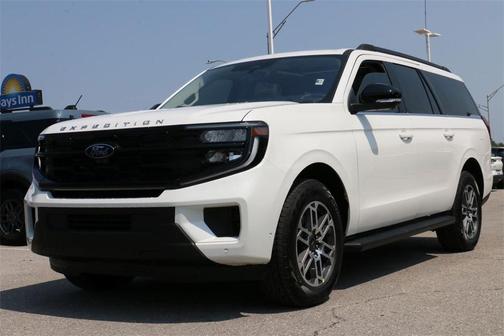 2025 Ford Expedition Max Active 4x4