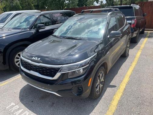 2023 Kia Seltos EX