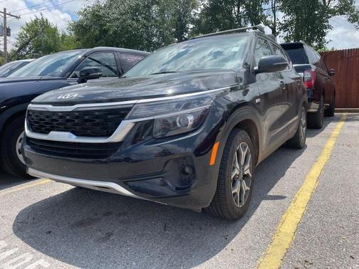 2023 Kia Seltos EX