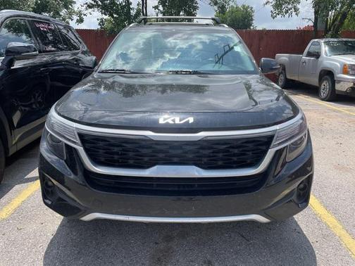 2023 Kia Seltos EX