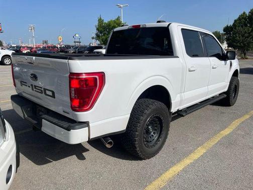 Oxford White 2021 Ford F-150 XLT